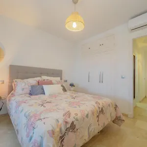 cubos-apartamento-las-acacias-beach.1costadelsol.com/
