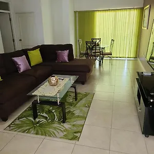 new-kingston-luxurious-secure-condo.greaterantilleshotels.net/